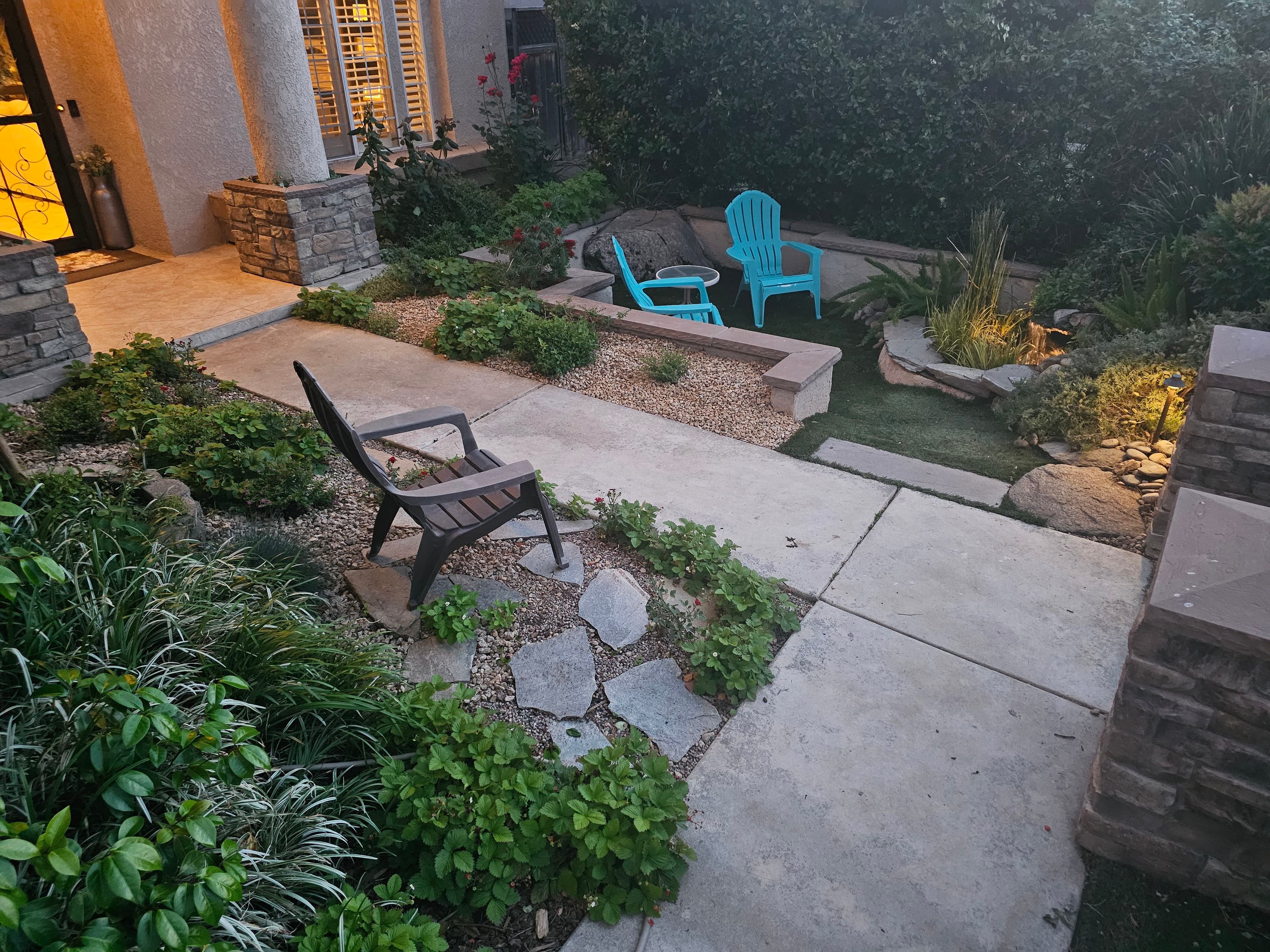 Project Sunken Courtyard Build Turns a Front Yard Into a Gathering Space in Fresno-Clovis image